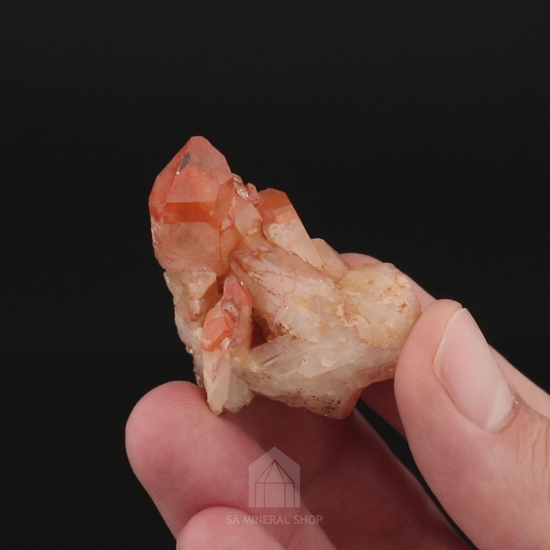 Hematite In Quartz - video 1